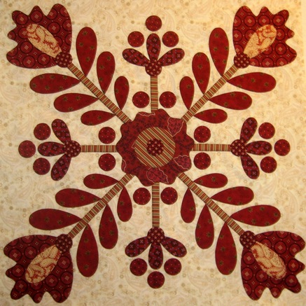 Red & Cream Vintage Berry Blossoms Block Red & Cream Vintage Berry Blossoms Block